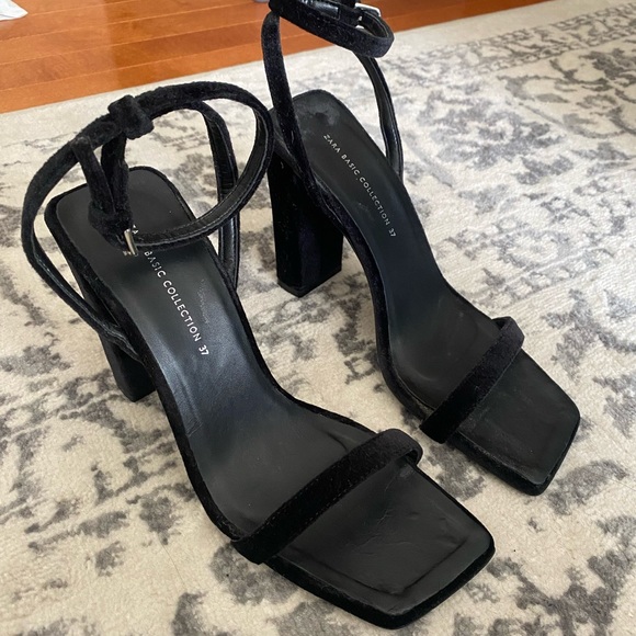 Zara strappy velvet heels - Picture 2 of 3